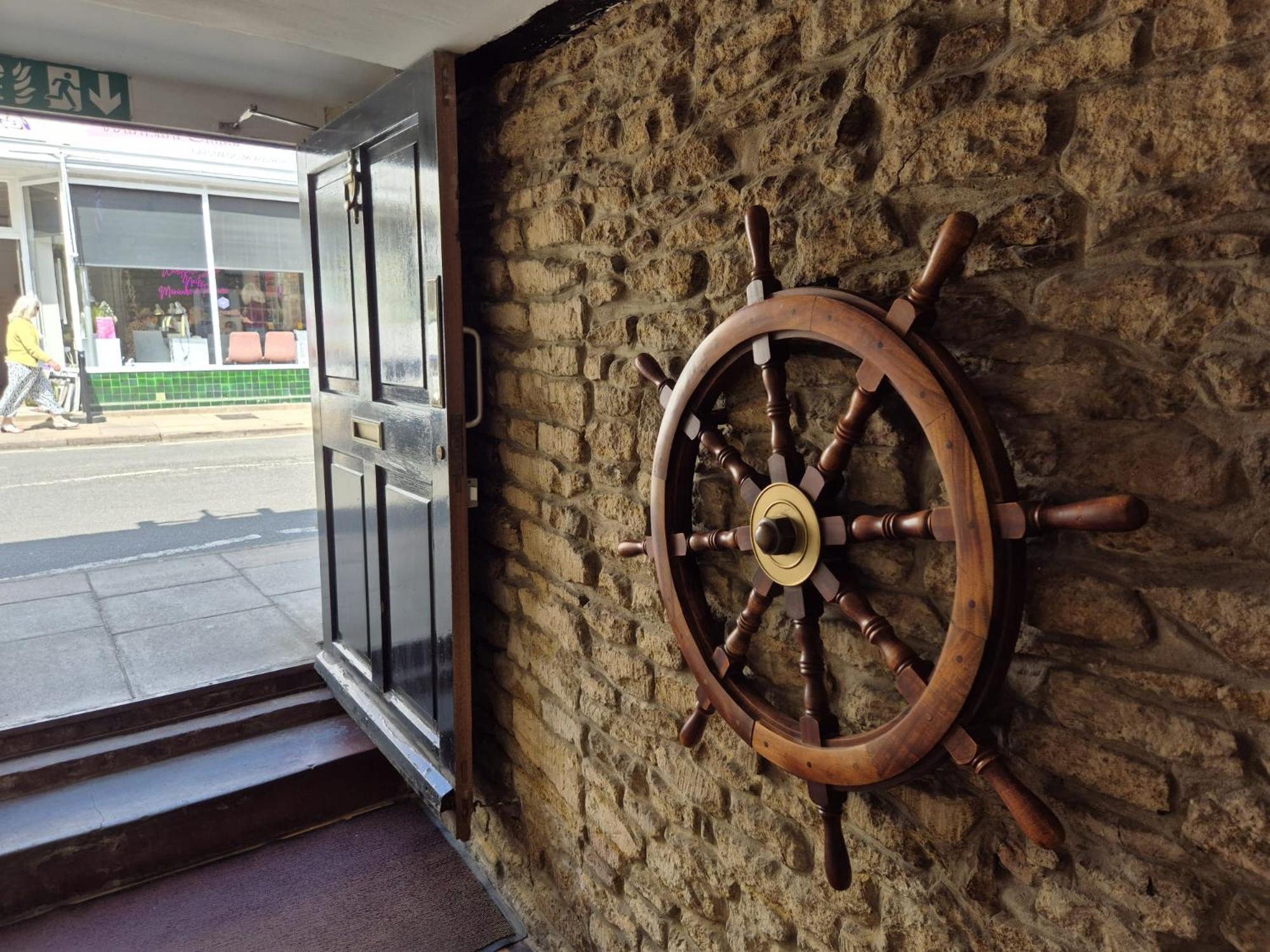 The Ship Inn 온들 외부 사진